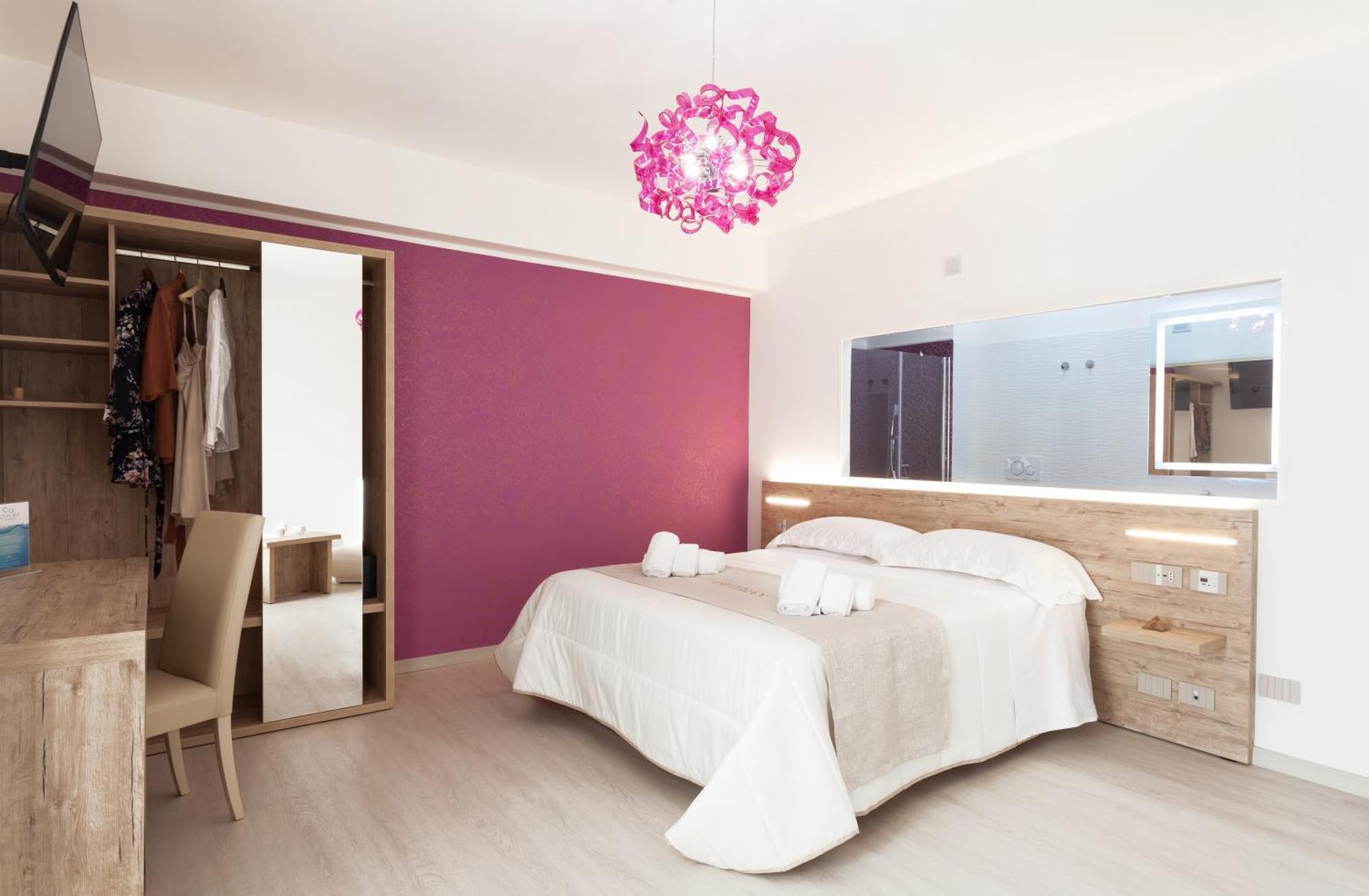 Glorian Hotel Пула Екстериор снимка