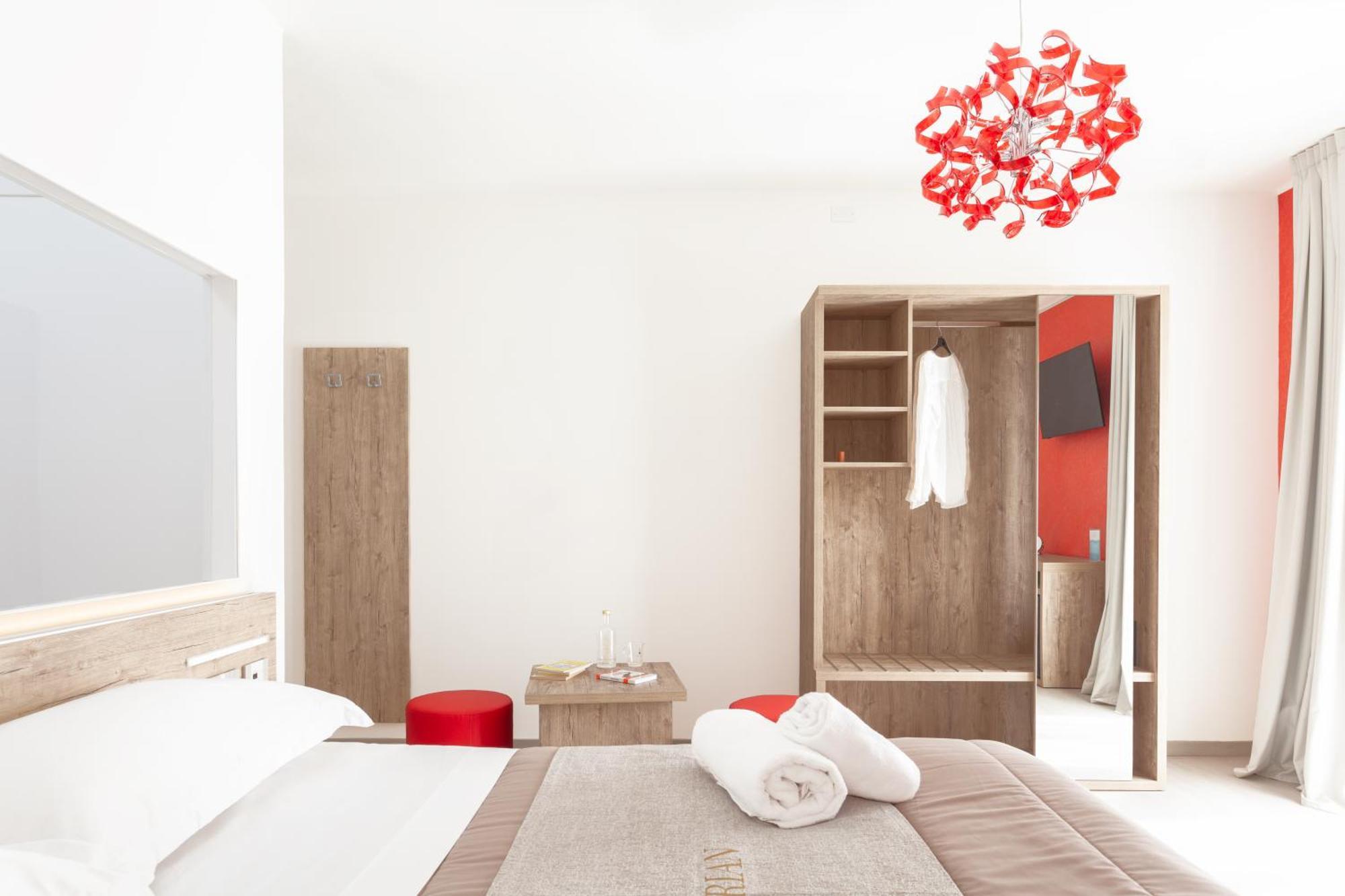 Glorian Hotel Пула Екстериор снимка