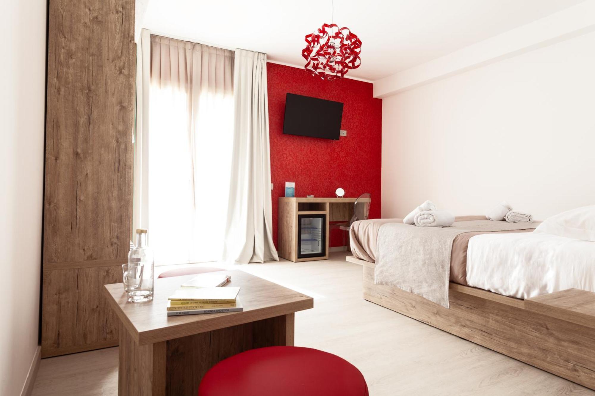 Glorian Hotel Пула Екстериор снимка